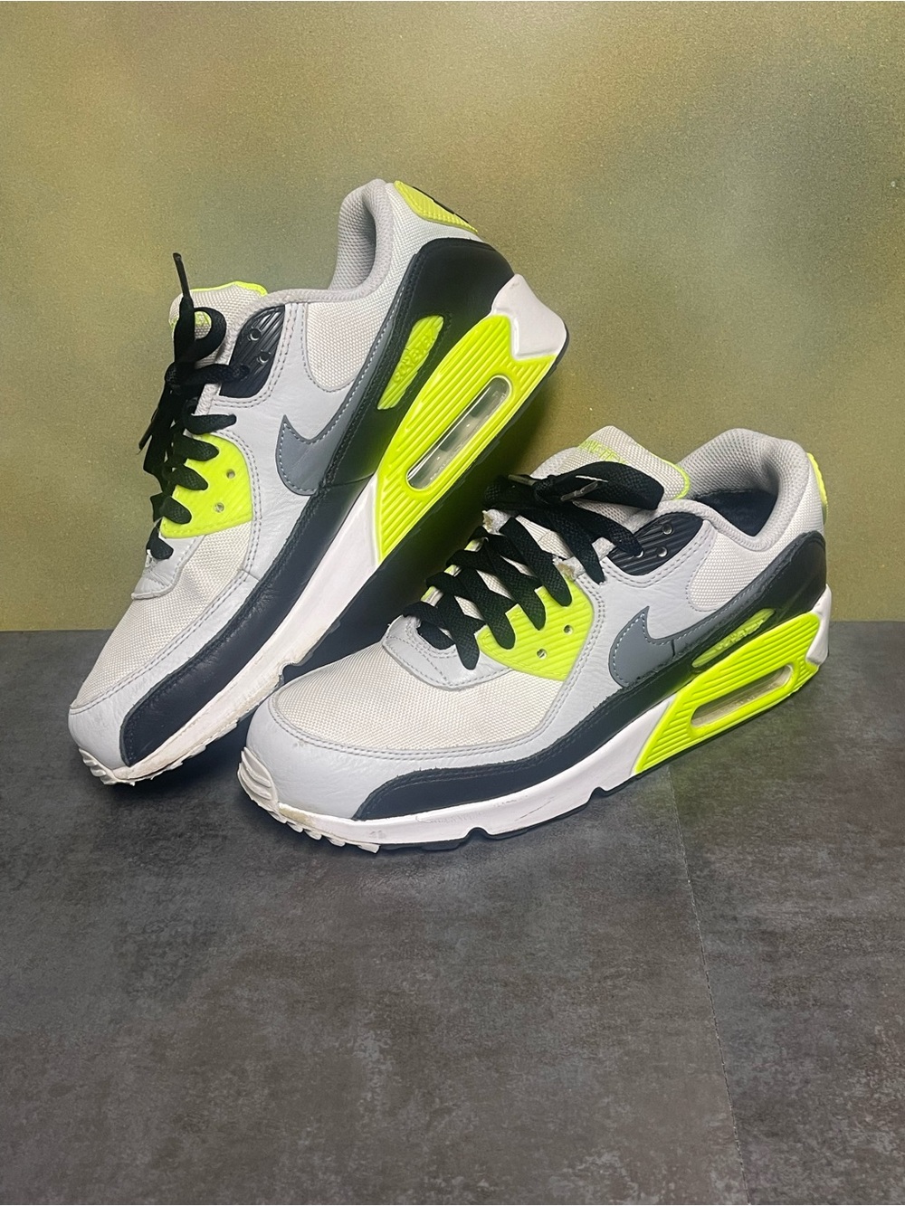 Nike Air Max 90 GTX Men's Sneakers Volt Summit White Cool Grey Size 8.5 - Picture 14 of 16